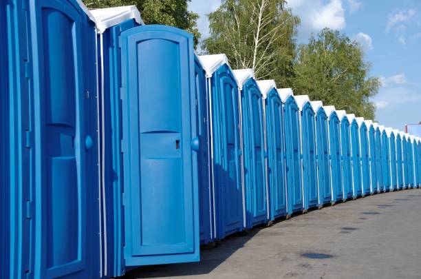 Best Portable restroom trailer rental  in Oceana, WV